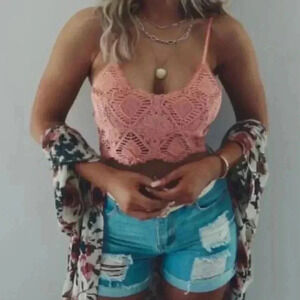 🆕Pink Patterned Lace Bralette🆕